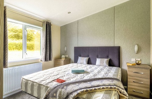 Mablethorpe Ski Chalet | 4 bedroom accommodation in Mablethorpe