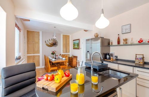 Rhos on Sea Cottage | 4 bedroom accommodation in Rhos-on-Sea