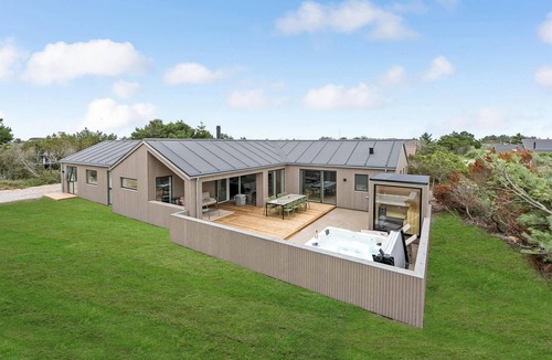 Nørre Lyngvig House | 4 bedroom accommodation in Hvide Sande