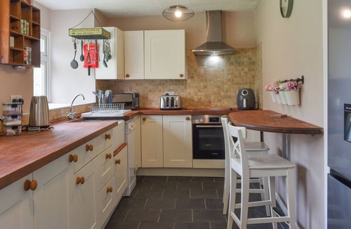 Llangain Cottage | 4 bedroom accommodation in Carmarthen