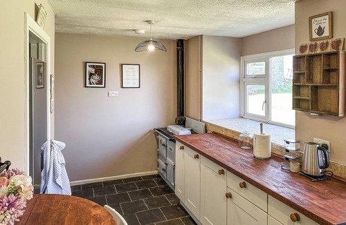 Llangain Cottage | 4 bedroom accommodation in Carmarthen