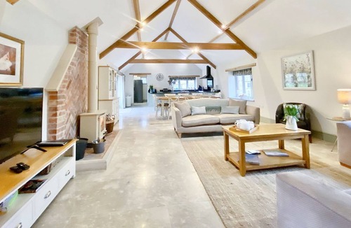 Dyrham Cottage | 4 bedroom accommodation in Doynton, near Bath