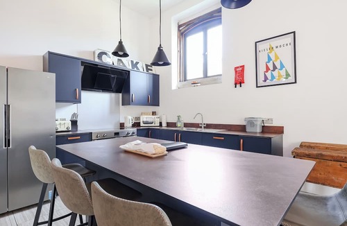 Huntley Cottage | 4 bedroom accommodation in Gloucester