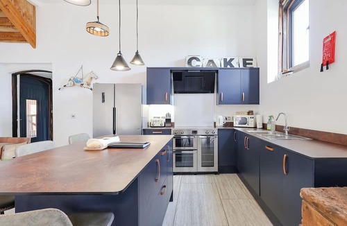 Huntley Cottage | 4 bedroom accommodation in Gloucester