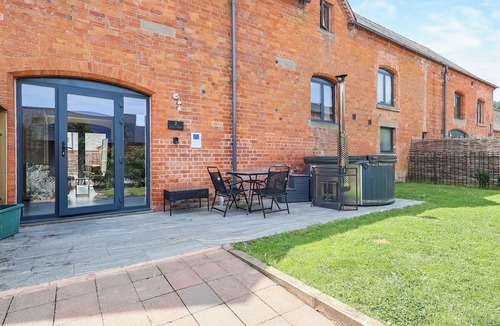 Huntley Cottage | 4 bedroom accommodation in Gloucester