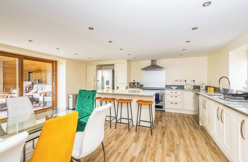 Penistone Cottage | 4 bedroom accommodation in Holmfirth