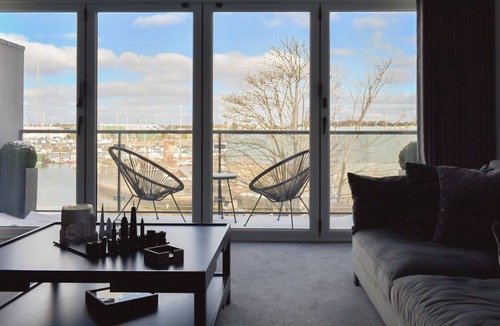 Oulton Broad Cottage | 4 bedroom accommodation in Lowestoft