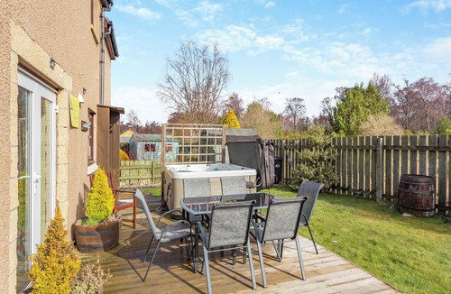Aviemore Cottage | 4 bedroom accommodation in Aviemore
