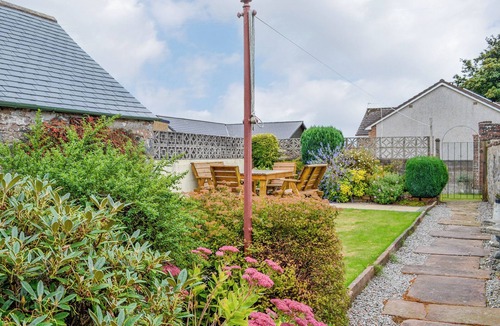 Lochmaben Cottage | 4 bedroom accommodation in Dumfries