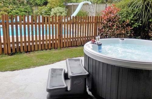 Corton Cottage | 4 bedroom accommodation in Corton, near Lowestoft