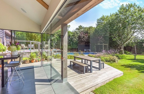 Piltdown Cottage | 4 bedroom accommodation in Shortgate, Lewes