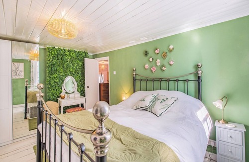 Ramsgate Cottage | 4 bedroom accommodation in Ramsgate