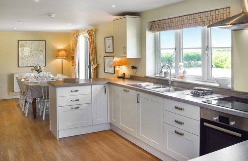 Diss Cottage | 4 bedroom accommodation in Redgrave