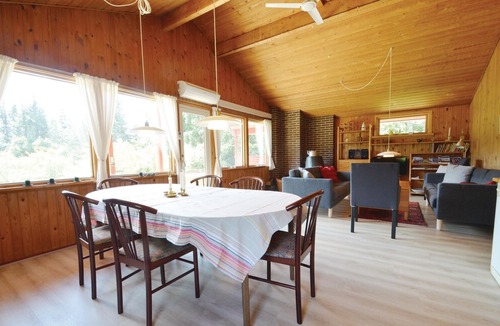 Nørklit House | 4 bedroom accommodation in Frøstrup