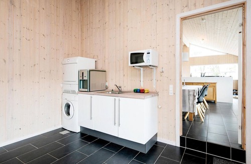Lonstrup House | 4 bedroom accommodation in Hjørring