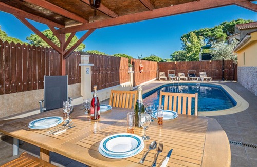 La Goba House | 4 bedroom accommodation in Vidreres