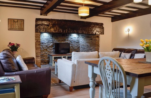 Lower Soudley Cottage | 4 bedroom accommodation in Blakeney