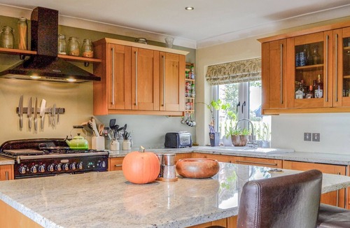 Montrose Cottage | 4 bedroom accommodation in Kinneff