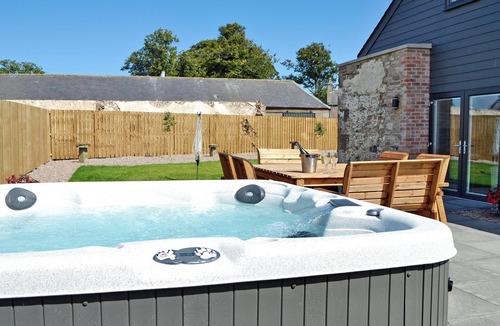 Montrose Cottage | 4 bedroom accommodation in Montrose