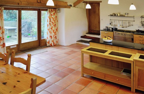 Stackpole Cottage | 4 bedroom accommodation in Valast Hill, near Stackpole