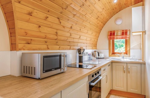 Rampton Ski Chalet | 4 bedroom accommodation in Retford