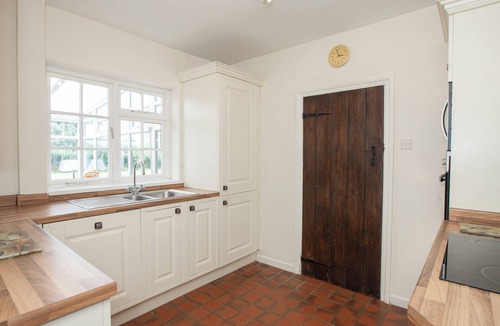 Eccleshall Cottage | 4 bedroom accommodation in Chatcull, near Eccleshall