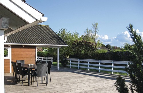 Bog By House | 4 bedroom accommodation in Bogø By