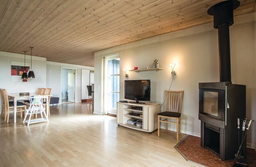 Nordenbro Vesteregn House | 4 bedroom accommodation in Humble