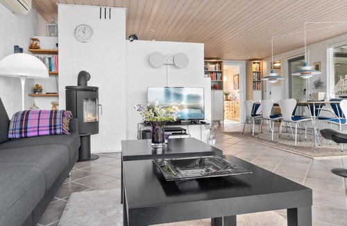 Sallingsund House | 4 bedroom accommodation in Roslev