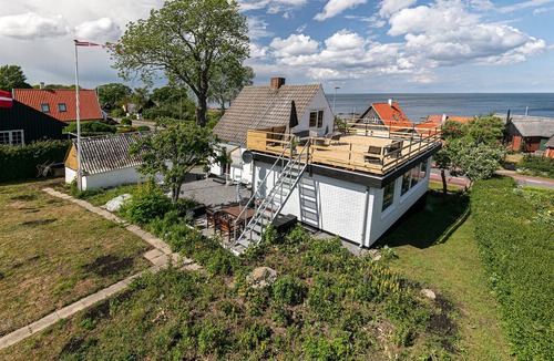 Bolshavn House | 4 bedroom accommodation in Svaneke