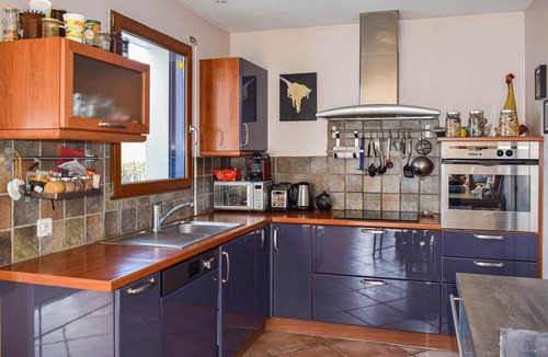 Hillion House | 4 bedroom accommodation in Hillion