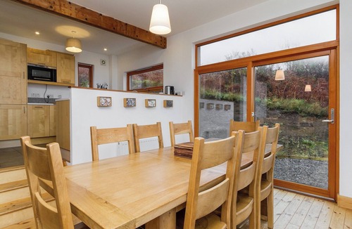 Beinn Orasaigh Cottage | 4 bedroom accommodation in Carbost