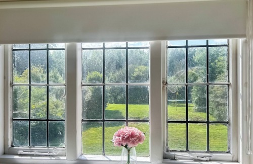 Clyst Saint George Cottage | 4 bedroom accommodation in Exeter