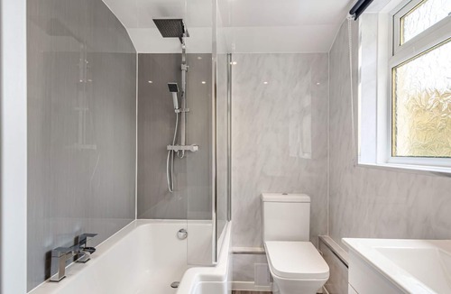 Girvan Cottage | 4 bedroom accommodation in Girvan