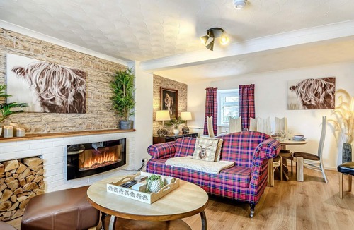 Girvan Cottage | 4 bedroom accommodation in Girvan