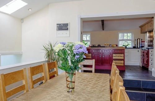 Kettering Cottage | 4 bedroom accommodation in Isham