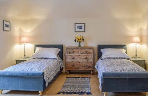 Perth Cottage | 4 bedroom accommodation in Perth