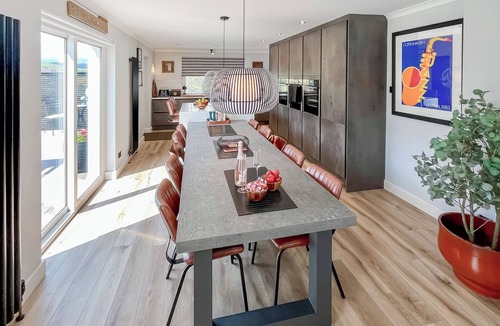 Perth Cottage | 4 bedroom accommodation in Perth