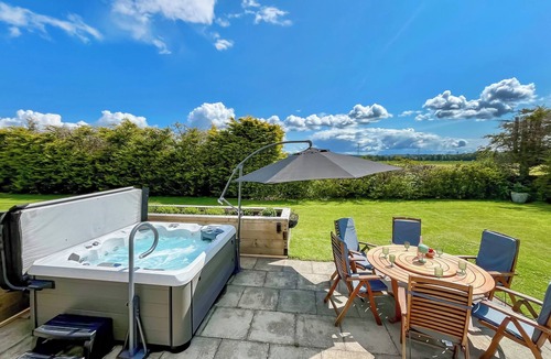 Perth Cottage | 4 bedroom accommodation in Perth