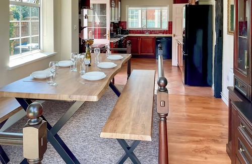 Hamworthy Cottage | 4 bedroom accommodation in Poole