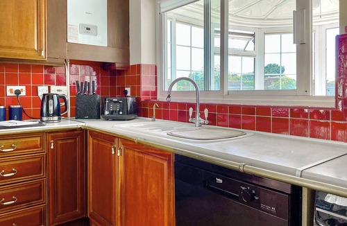 Hamworthy Cottage | 4 bedroom accommodation in Poole