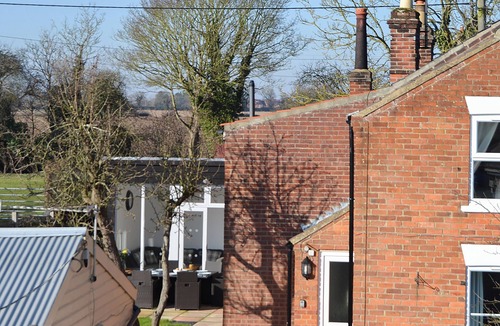 Stalham Cottage | 4 bedroom accommodation in Stalham