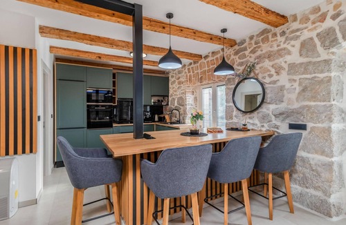 Bakar House | 4 bedroom accommodation in Hreljin