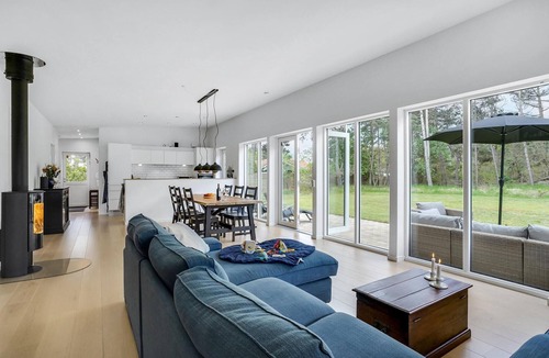 Hoeve Strand House | 4 bedroom accommodation in Asnæs