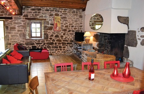 Taden House | 4 bedroom accommodation in Taden