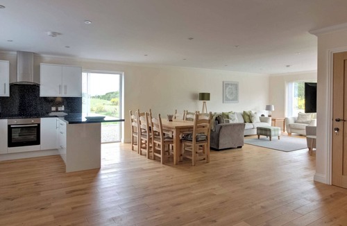 Tain Cottage | 4 bedroom accommodation in Tain