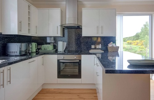 Tain Cottage | 4 bedroom accommodation in Tain