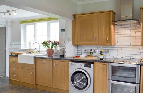 Hastings Cottage | 4 bedroom accommodation in Pett