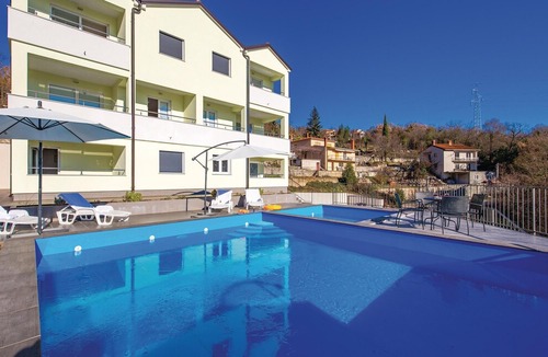 Opatija Apartment | 4 bedroom accommodation in Icici