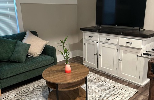 Grand Rapids House | 4-bedroom affordable house in downtown Grand Rapids with AC